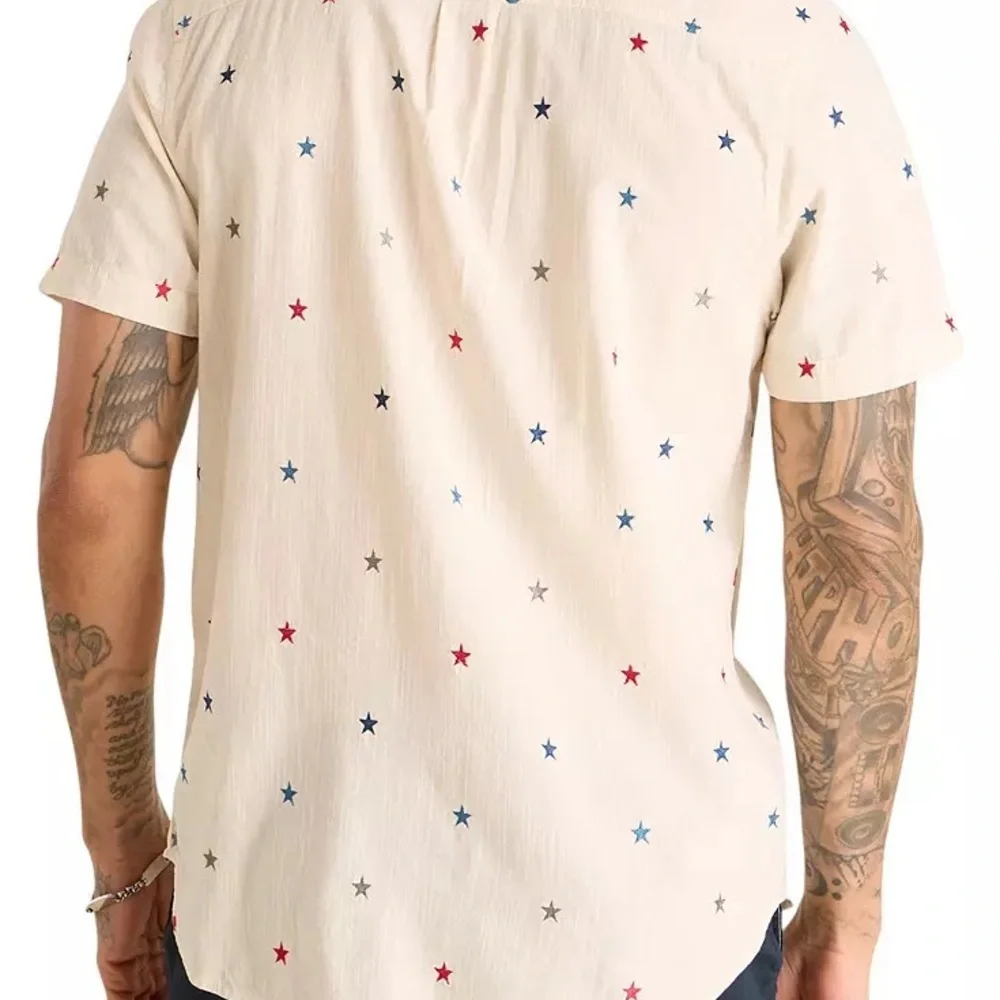 New Chubbies men’s Friday shirt button front stars no stripes short sleeve - Picture 3 of 6